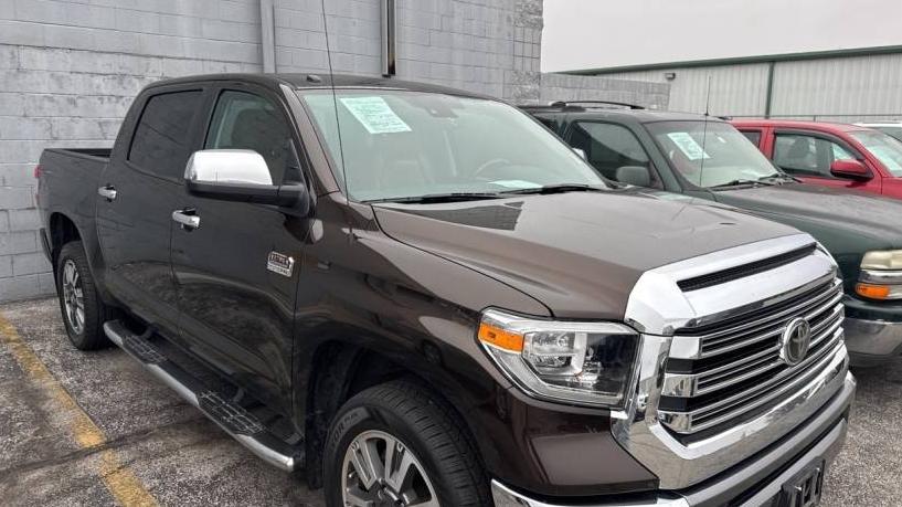 TOYOTA TUNDRA 2019 5TFAY5F19KX780715 image