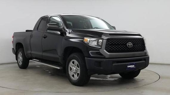 TOYOTA TUNDRA 2019 5TFUM5F15KX082840 image