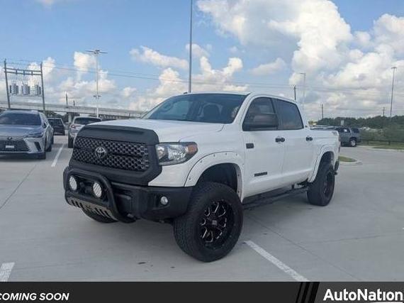 TOYOTA TUNDRA 2019 5TFDW5F17KX780909 image