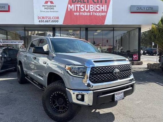 TOYOTA TUNDRA 2019 5TFDY5F14KX854460 image