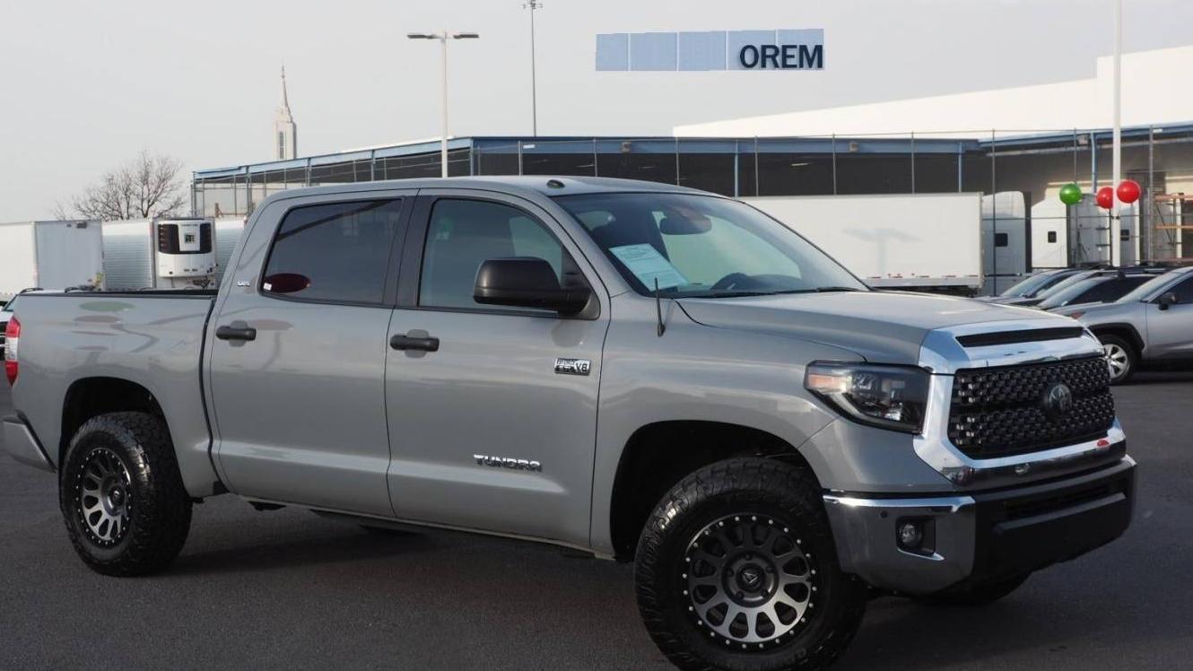 TOYOTA TUNDRA 2019 5TFDY5F18KX869625 image