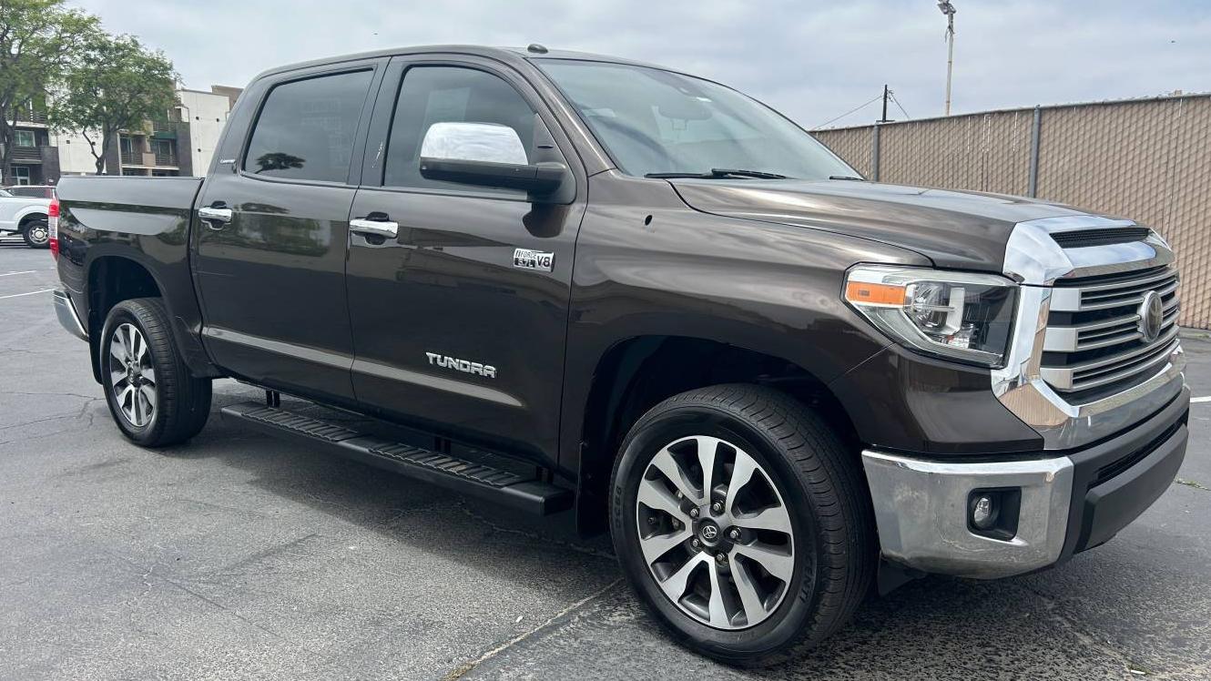 TOYOTA TUNDRA 2019 5TFHY5F15KX811604 image