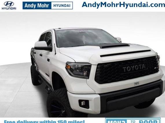 TOYOTA TUNDRA 2019 5TFDY5F11KX812862 image