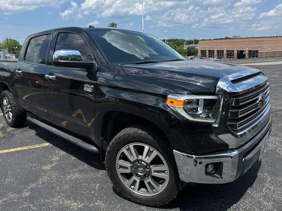 TOYOTA TUNDRA 2019 5TFAY5F18KX847286 image