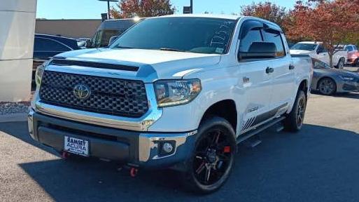TOYOTA TUNDRA 2019 5TFDW5F18KX822827 image