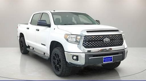 TOYOTA TUNDRA 2019 5TFEM5F15KX141602 image