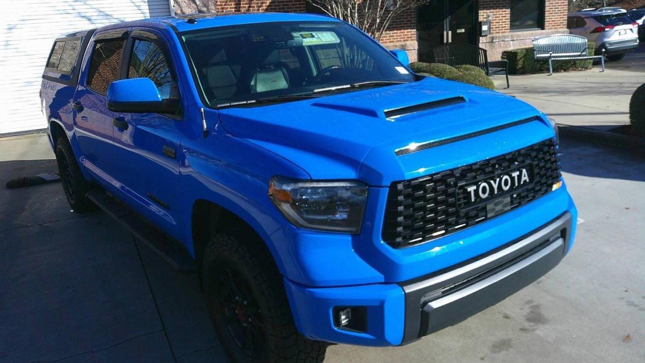 TOYOTA TUNDRA 2019 5TFDY5F10KX798730 image