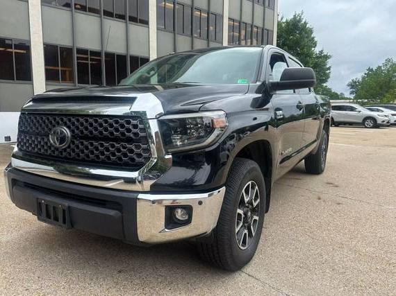 TOYOTA TUNDRA 2019 5TFDY5F19KX806100 image