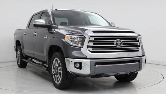 TOYOTA TUNDRA 2019 5TFAY5F18KX828785 image