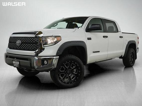 TOYOTA TUNDRA 2019 5TFDW5F10KX796823 image