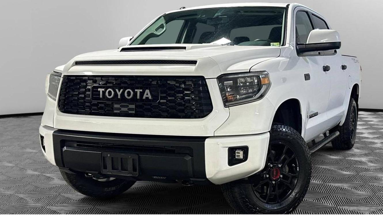 TOYOTA TUNDRA 2019 5TFDY5F18KX840075 image