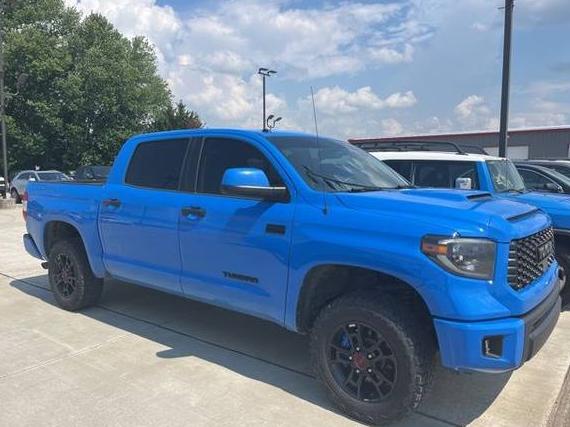 TOYOTA TUNDRA 2019 5TFDY5F18KX825222 image
