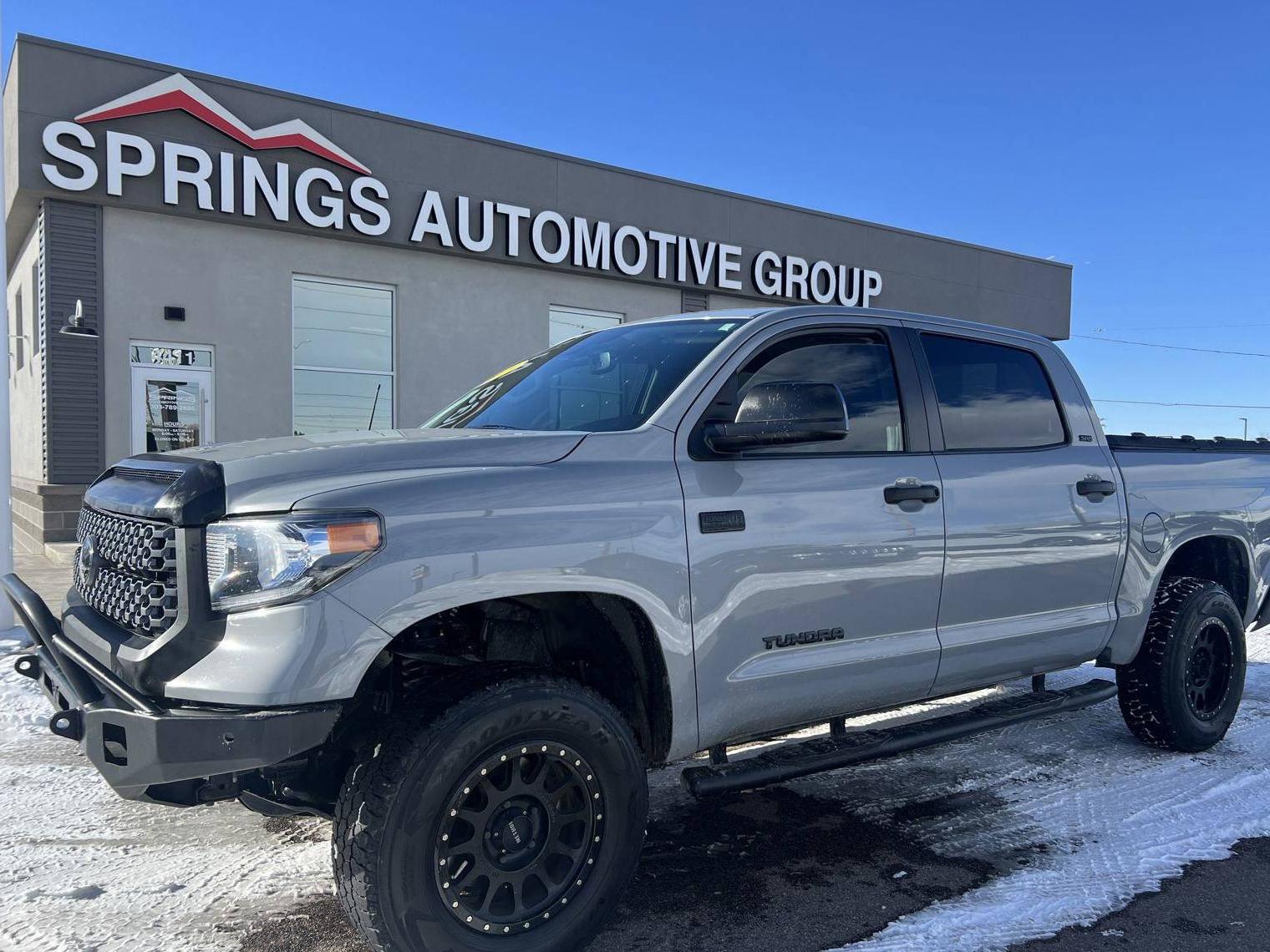 TOYOTA TUNDRA 2019 5TFDW5F13KX782480 image