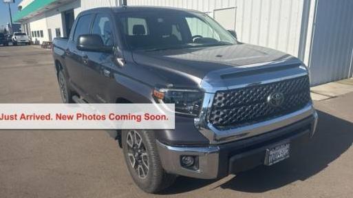 TOYOTA TUNDRA 2019 5TFDY5F10KX815199 image