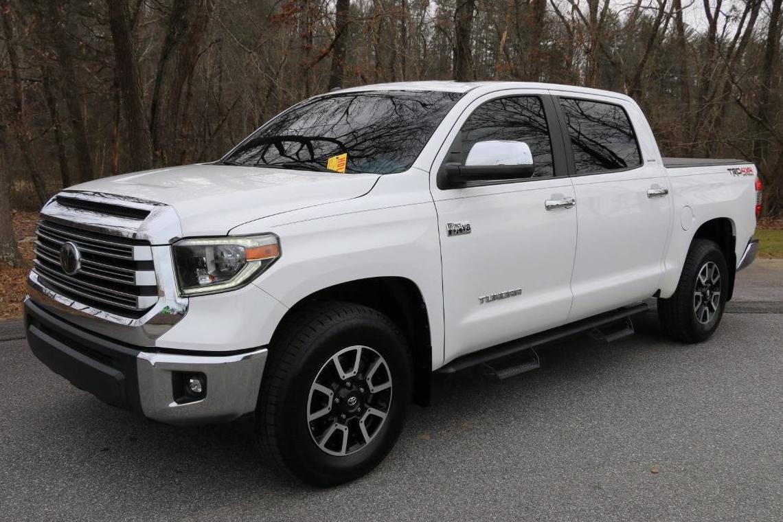 TOYOTA TUNDRA 2018 5TFHW5F1XJX762629 image