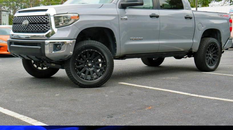 TOYOTA TUNDRA 2018 5TFDY5F12JX735675 image