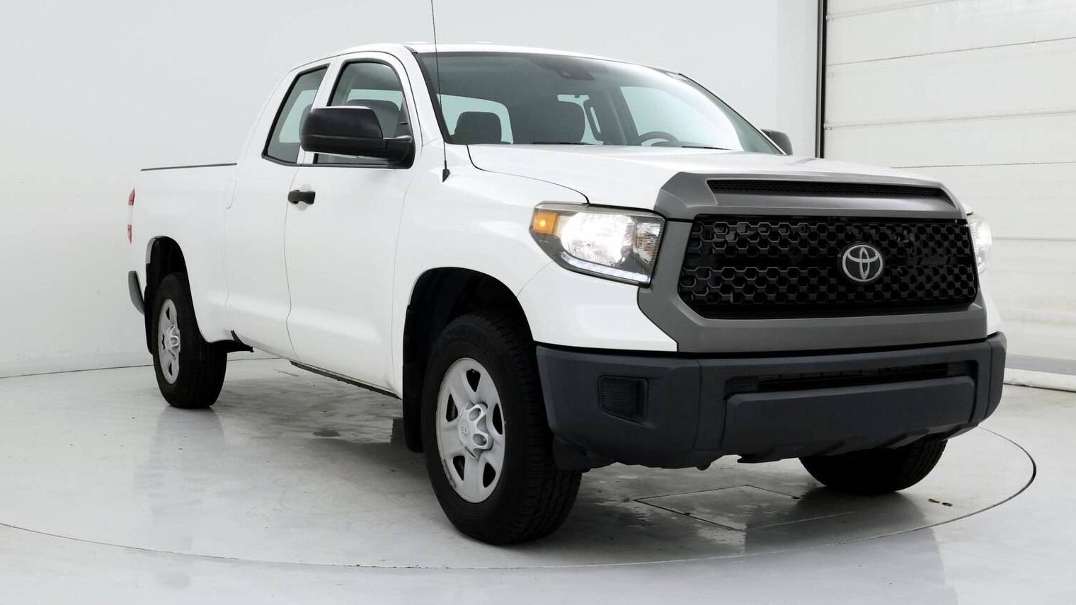 TOYOTA TUNDRA 2018 5TFRM5F11JX129334 image