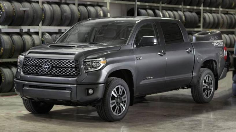 TOYOTA TUNDRA 2018 5TFEM5F16JX126718 image