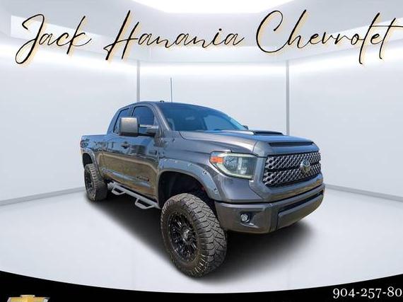 TOYOTA TUNDRA 2018 5TFUW5F10JX740833 image