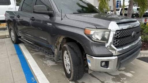 TOYOTA TUNDRA 2018 5TFDW5F13JX749882 image