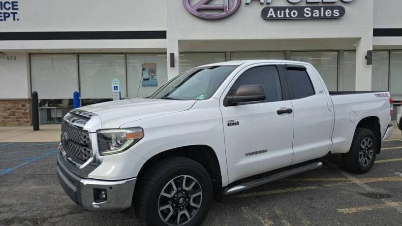 TOYOTA TUNDRA 2018 5TFUY5F18JX708710 image