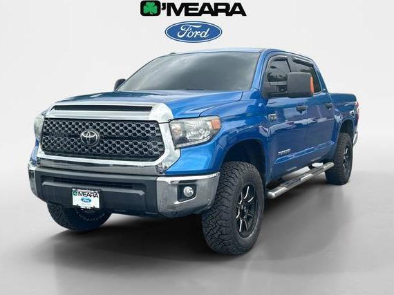 TOYOTA TUNDRA 2018 5TFDW5F18JX686827 image