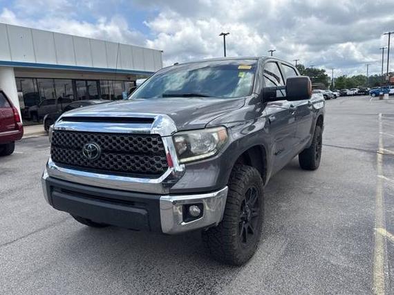 TOYOTA TUNDRA 2018 5TFDW5F10JX747071 image