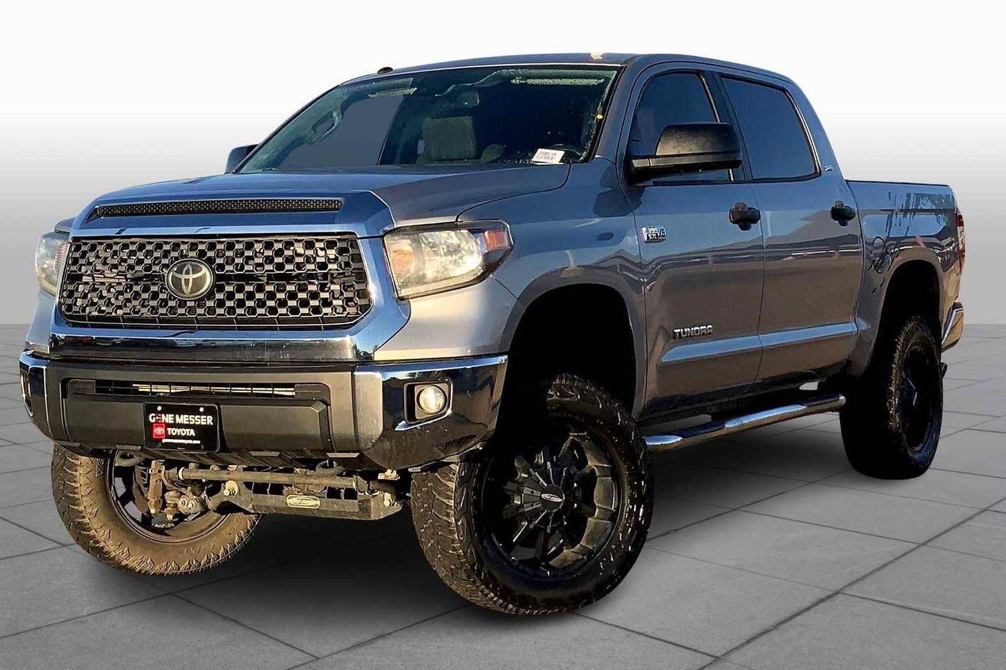 TOYOTA TUNDRA 2018 5TFDW5F12JX686189 image