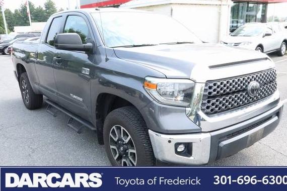 TOYOTA TUNDRA 2018 5TFUY5F13JX757068 image