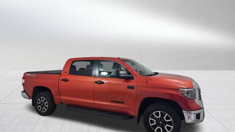 TOYOTA TUNDRA 2018 5TFDY5F1XJX756418 image