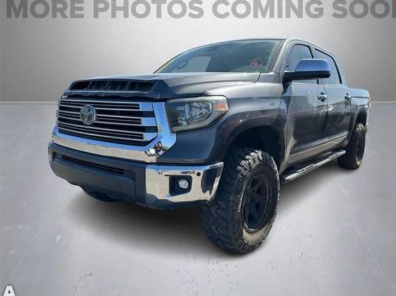 TOYOTA TUNDRA 2018 5TFHY5F13JX739011 image