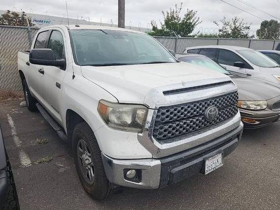 TOYOTA TUNDRA 2018 5TFEY5F14JX232394 image