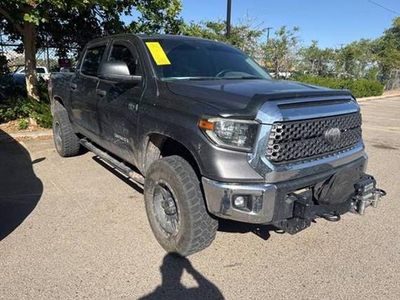 TOYOTA TUNDRA 2018 5TFDY5F10JX766231 image