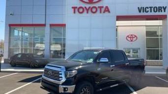 TOYOTA TUNDRA 2018 5TFHW5F1XJX704746 image