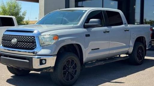 TOYOTA TUNDRA 2018 5TFDW5F16JX736978 image