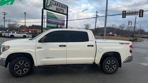 TOYOTA TUNDRA 2018 5TFDW5F1XJX695576 image