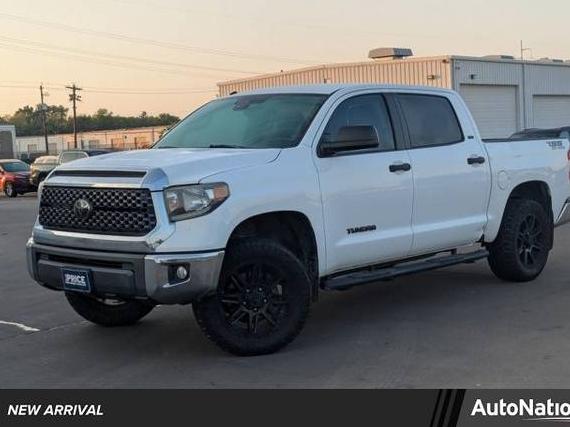 TOYOTA TUNDRA 2018 5TFEM5F12JX134203 image