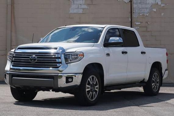 TOYOTA TUNDRA 2018 5TFAW5F1XJX769419 image