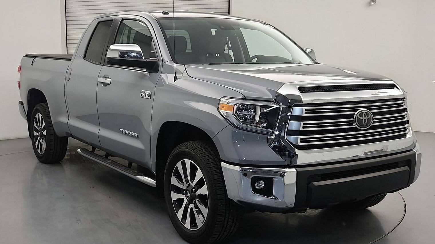 TOYOTA TUNDRA 2018 5TFBW5F18JX717467 image