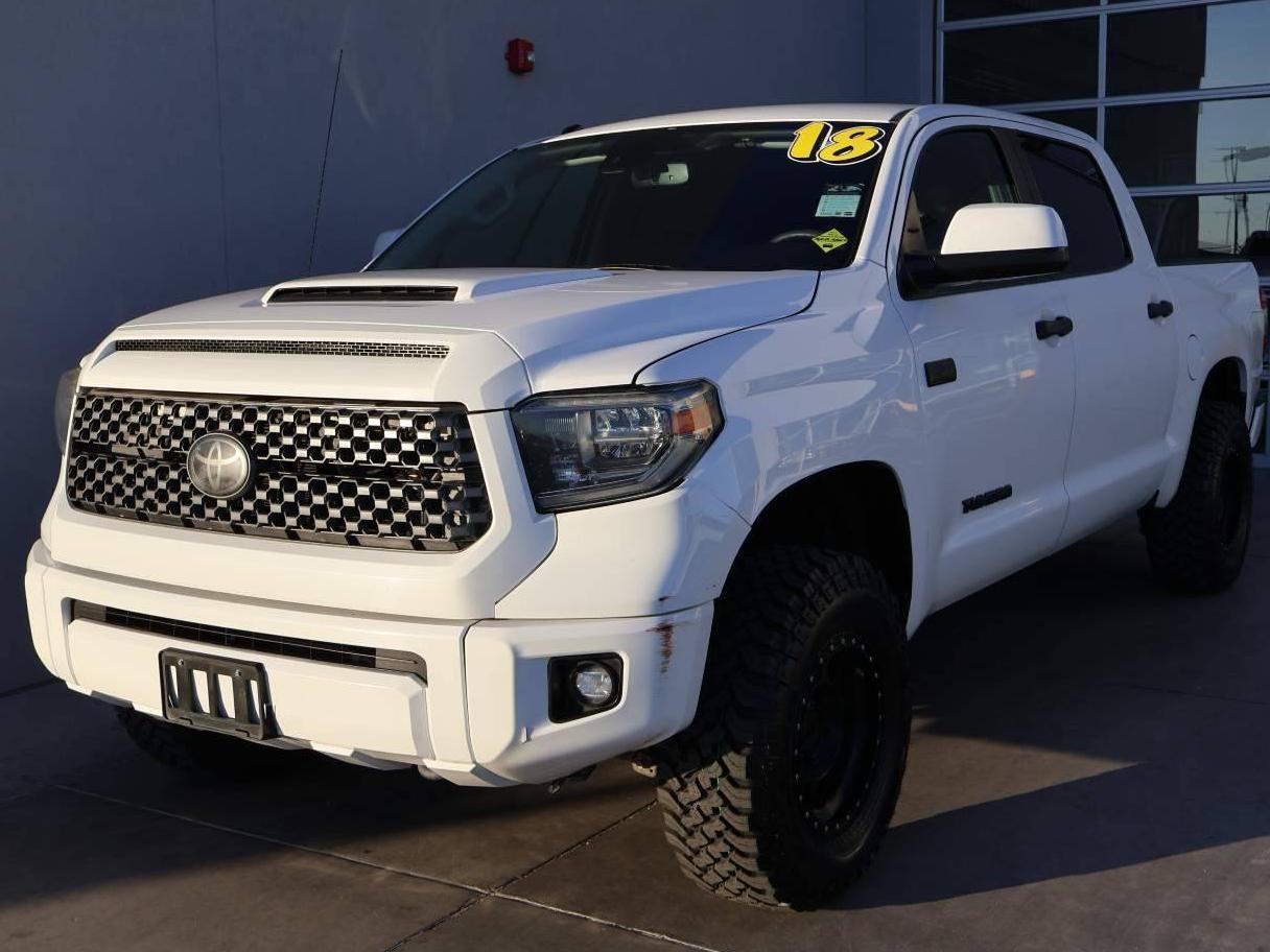 TOYOTA TUNDRA 2018 5TFDY5F16JX711122 image