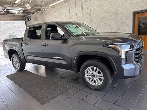 TOYOTA TUNDRA 2026 5TFLA5DB4TX339651 image