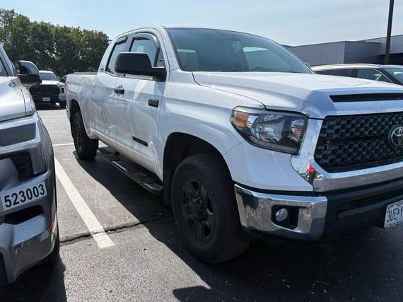 TOYOTA TUNDRA 2021 5TFUY5F13MX964516 image