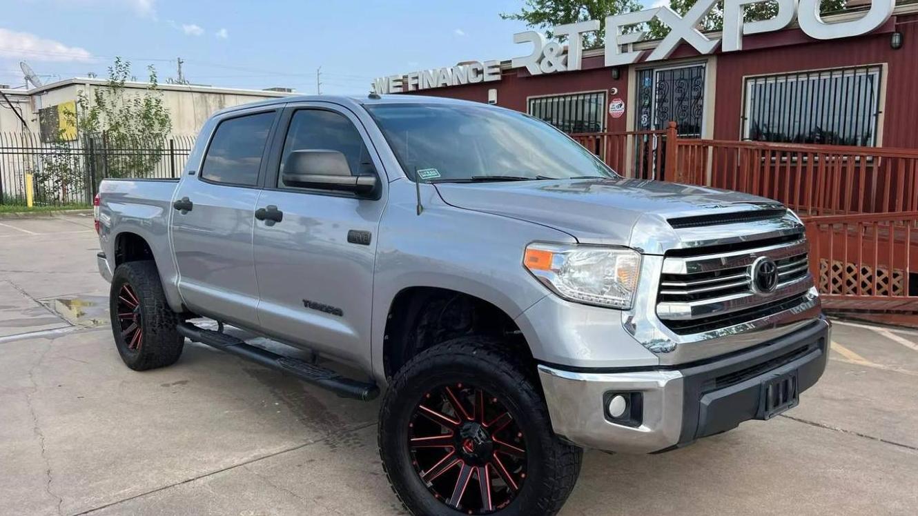 TOYOTA TUNDRA 2017 5TFDW5F17HX600210 image