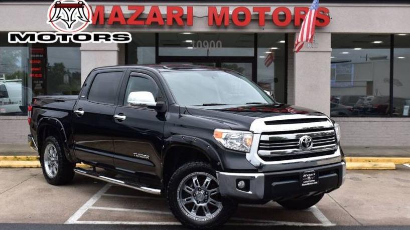 TOYOTA TUNDRA 2017 5TFEM5F18HX118212 image