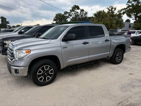 TOYOTA TUNDRA 2017 5TFDW5F18HX598435 image