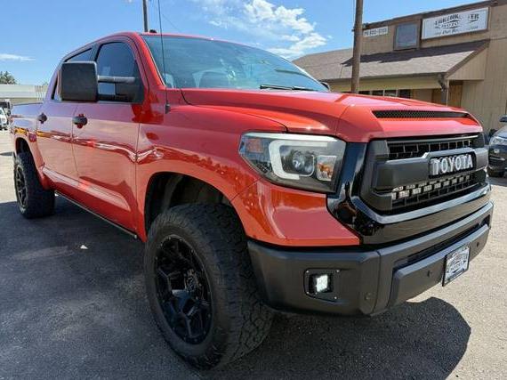 TOYOTA TUNDRA 2017 5TFDY5F12HX675987 image