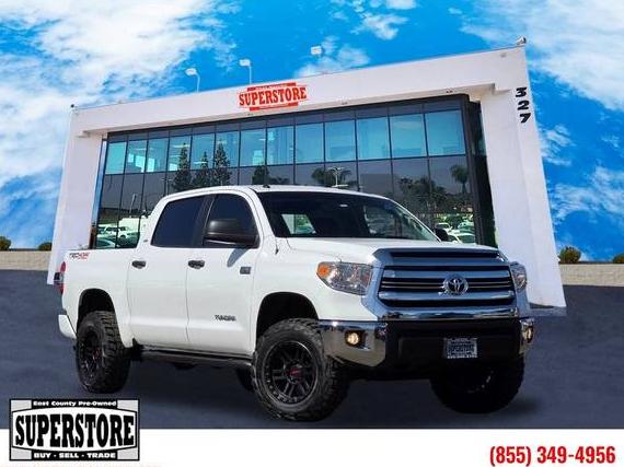 TOYOTA TUNDRA 2017 5TFDW5F16HX606113 image