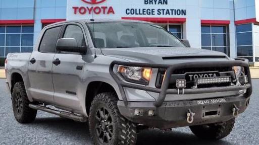 TOYOTA TUNDRA 2017 5TFDW5F11HX673766 image