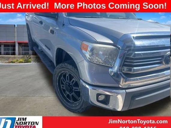 TOYOTA TUNDRA 2017 5TFUW5F13HX601208 image