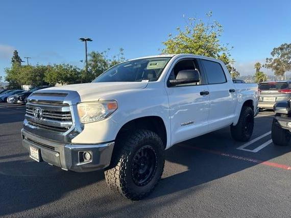TOYOTA TUNDRA 2017 5TFEM5F12HX117122 image TOYOTA TUNDRA 2017 5TFEM5F12HX117122 image